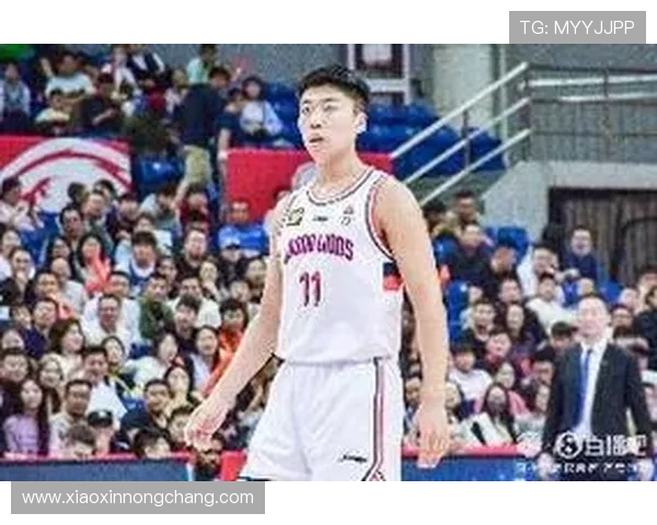 刘颜诚季前赛表现亮眼 三场场均7.3分三分命中率达60%